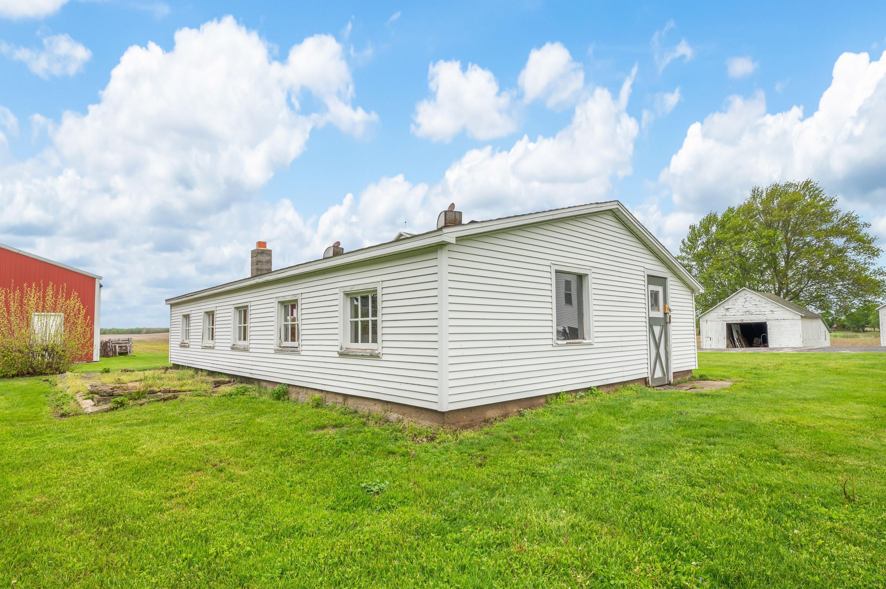 16686 Cleveland Avenue Galien, MI 49113 - Photo 66 of 89 66DSC_0917