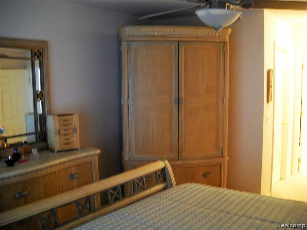 22451 Timber Ridge Court Woodhaven, MI 48183 - Photo 24 of 26