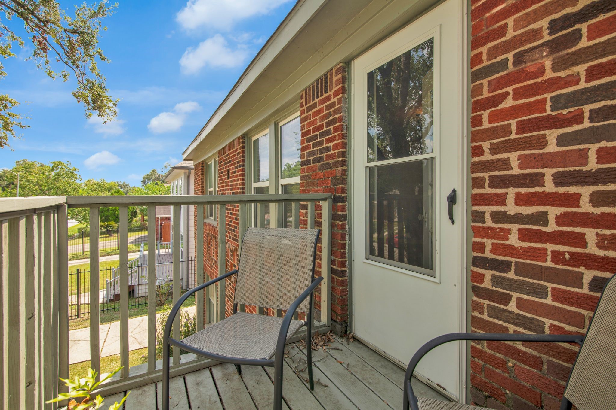 1432 Godwin Street Houston, TX 77023 - Photo 5 of 40