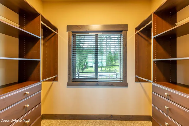 $1,350,000 | 21 Fremont Lane, Nordman, ID 83848