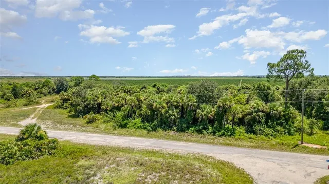 $74,900 | 565 Naples Avenue South, Lehigh Acres, FL 33974