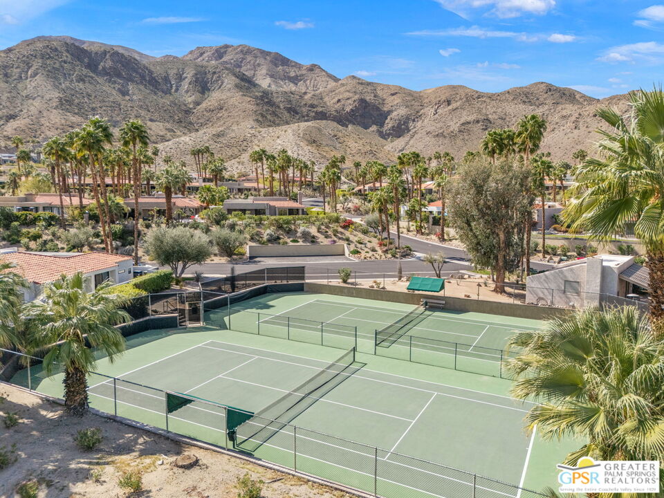 8 Alta Vista Rancho Mirage, CA 92270 - Photo 11 of 46