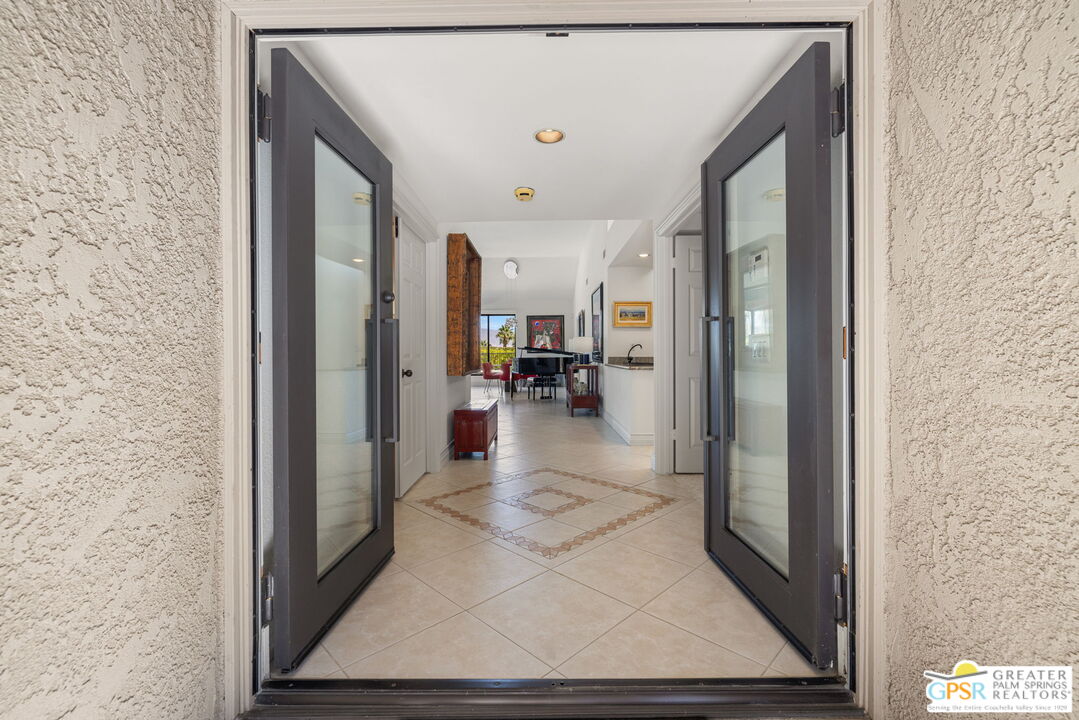 8 Alta Vista Rancho Mirage, CA 92270 - Photo 17 of 46