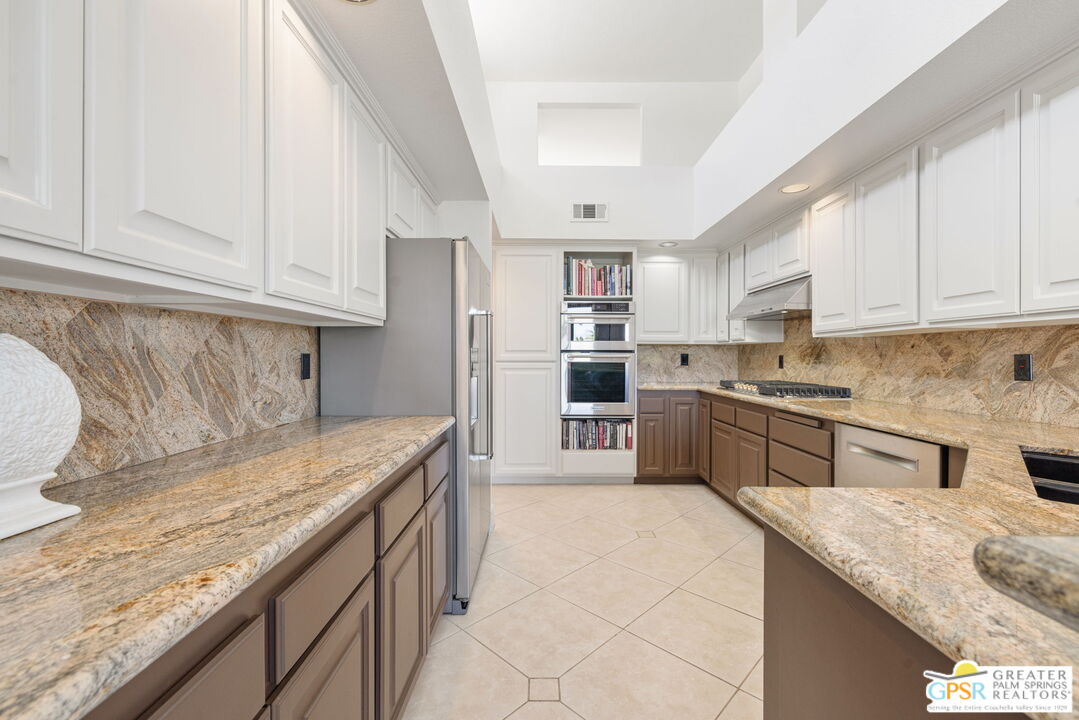 8 Alta Vista Rancho Mirage, CA 92270 - Photo 27 of 46