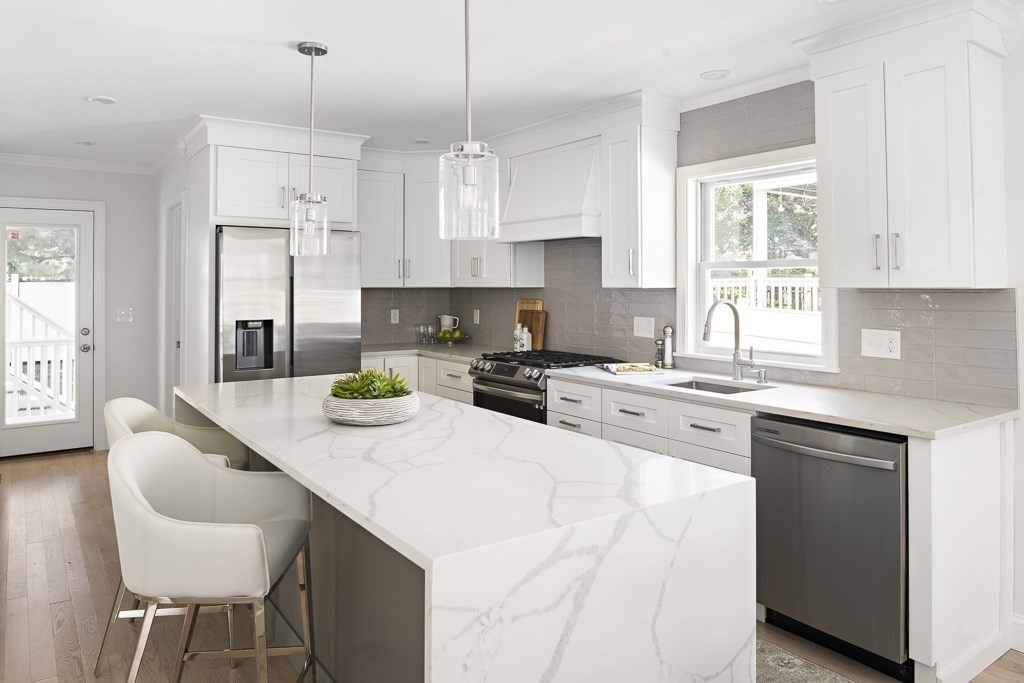 2527 Birch Road, Unit 25, Watertown, MA 02472 Compass