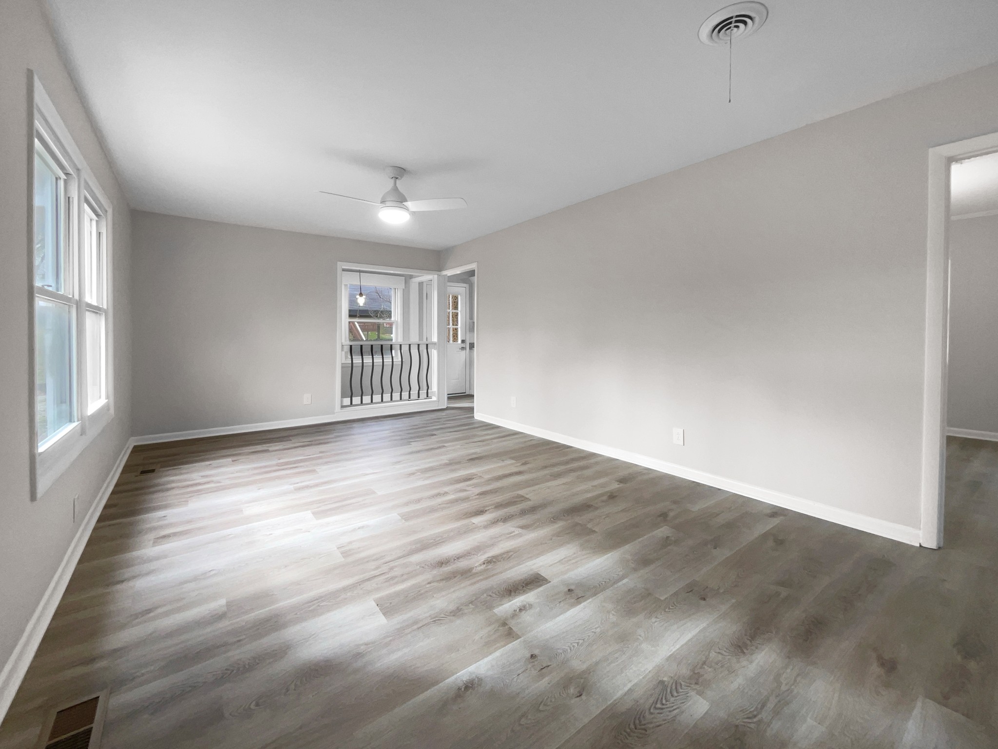 212 Hampton Road Columbia, TN 38401 - Photo 5 of 29 Gallery Image 5