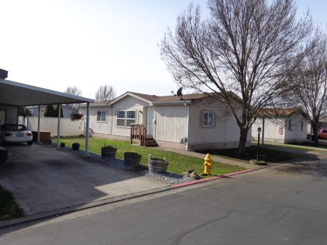 646 Brandi Way Eagle Point, OR 97524 - Photo 1 of 12 Primary Photo