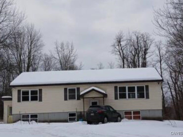 198 Gardenier Road Oswego, NY 13126 - Photo 1 of 1