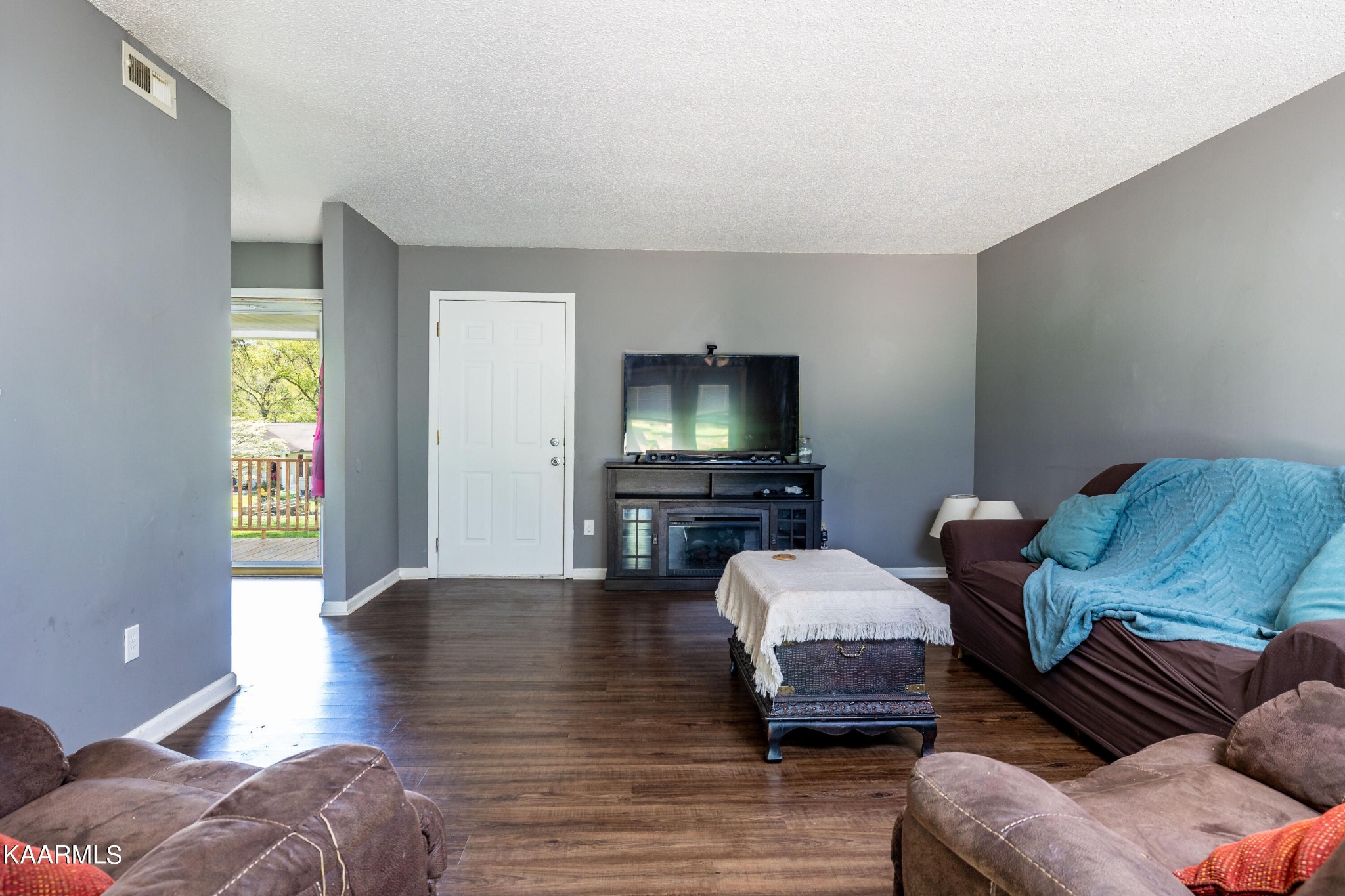 4825 Wheeler Road Louisville, TN 37777 - Photo 4 of 14 Gallery Image 4