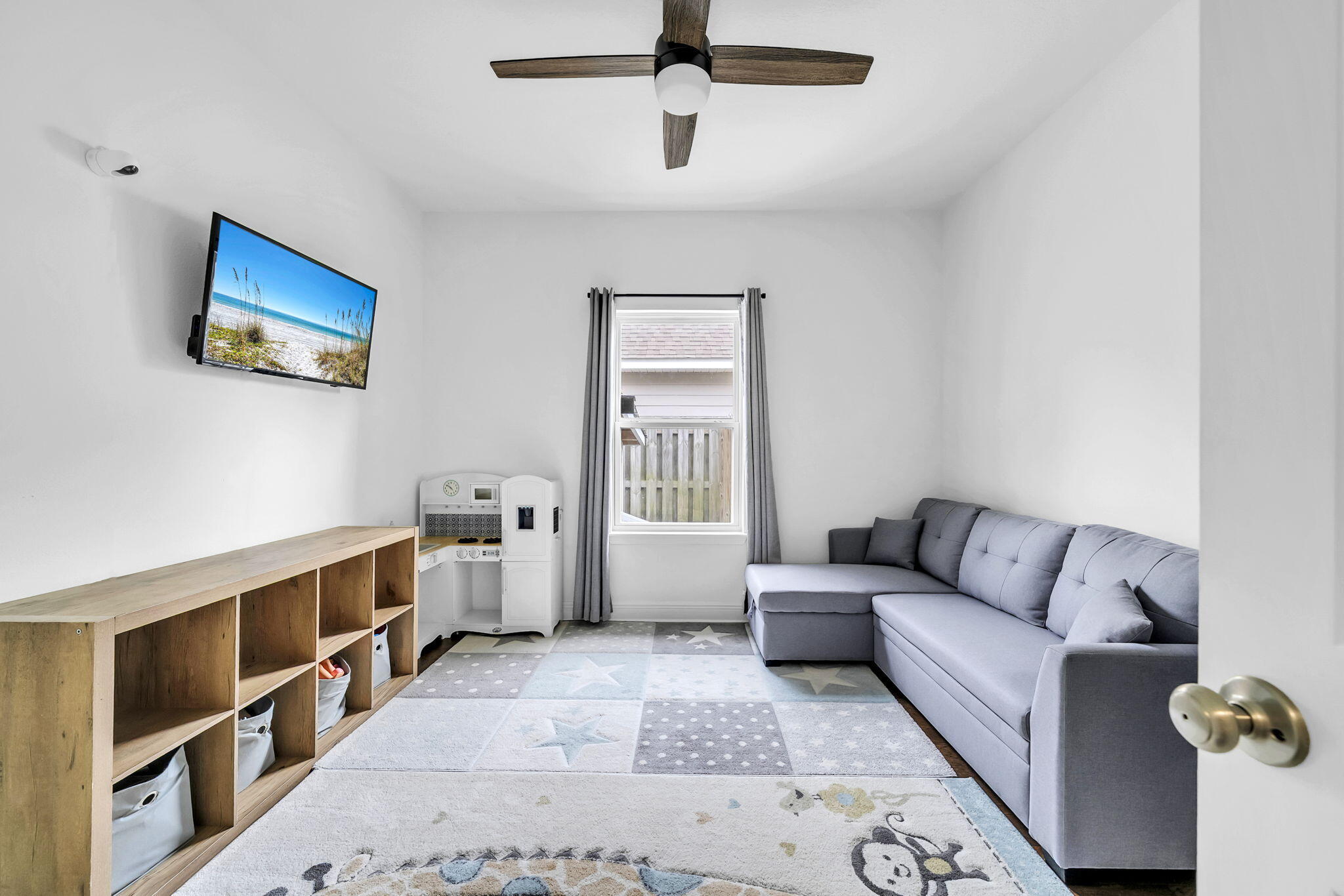 106 Mary Ellen Way Freeport, FL 32439 - Photo 34 of 79 a living room with furniture and a window