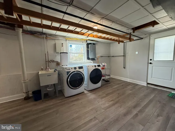 $3,500 | 331 Candlewood Road, Broomall, PA 19008