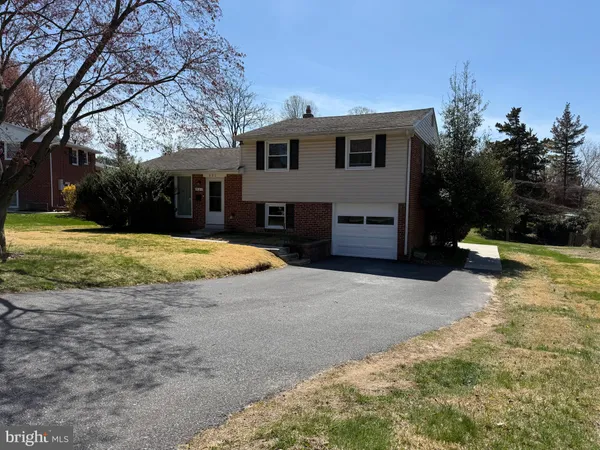 $3,500 | 331 Candlewood Road, Broomall, PA 19008