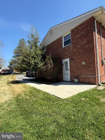 $3,500 | 331 Candlewood Road, Broomall, PA 19008