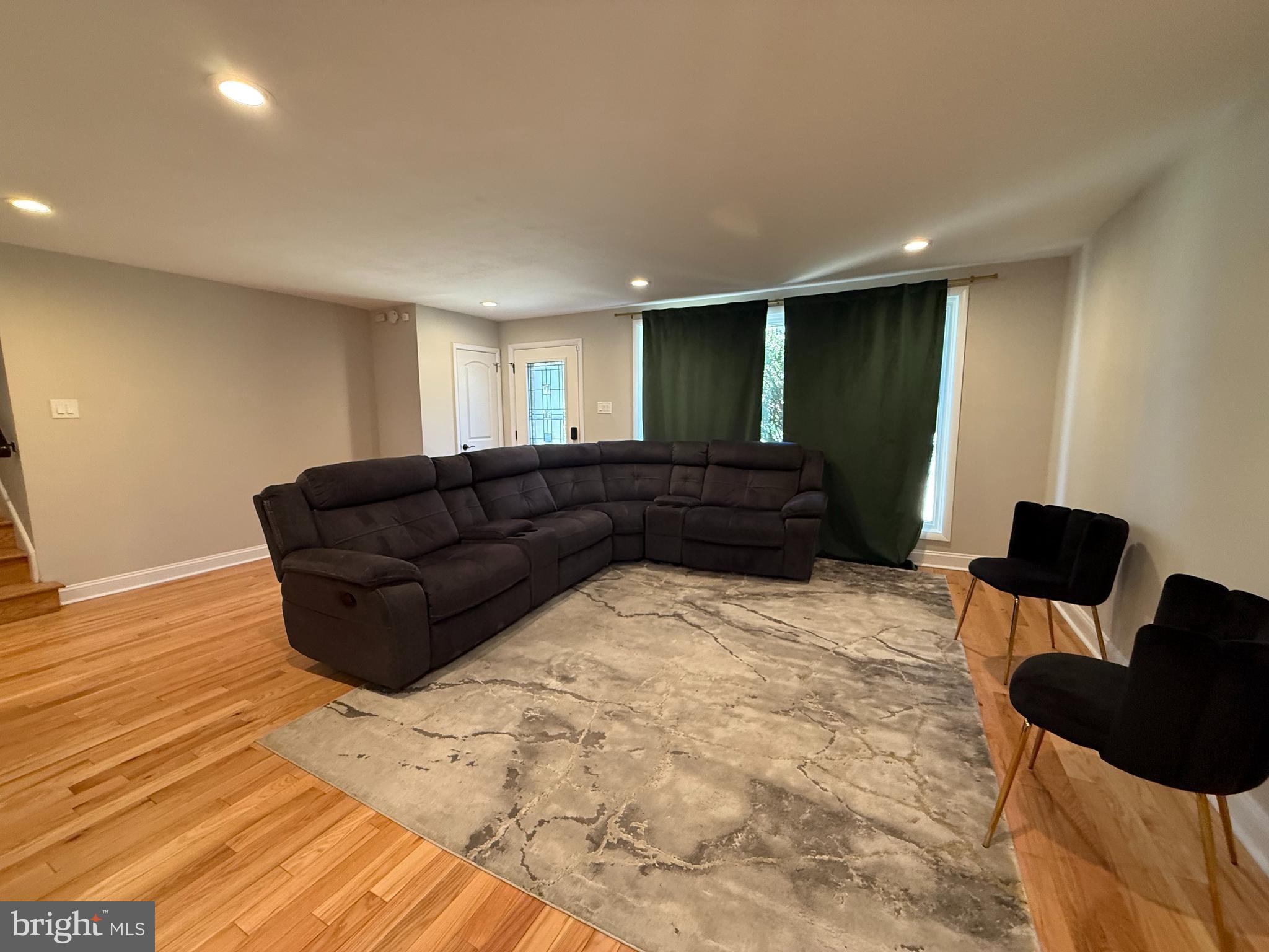 331 Candlewood Road Broomall, PA 19008 - Photo 5 of 28