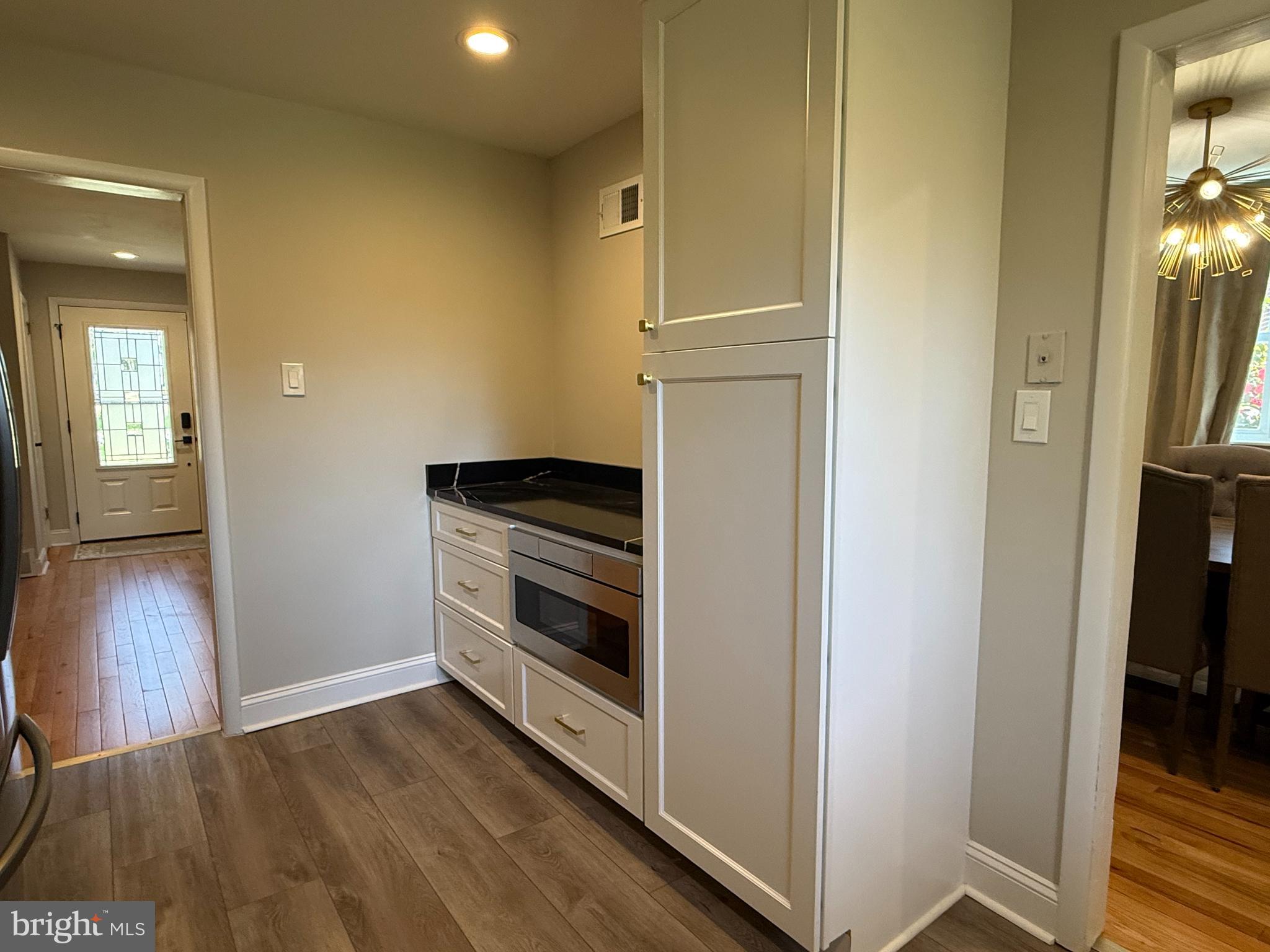 331 Candlewood Road Broomall, PA 19008 - Photo 9 of 28