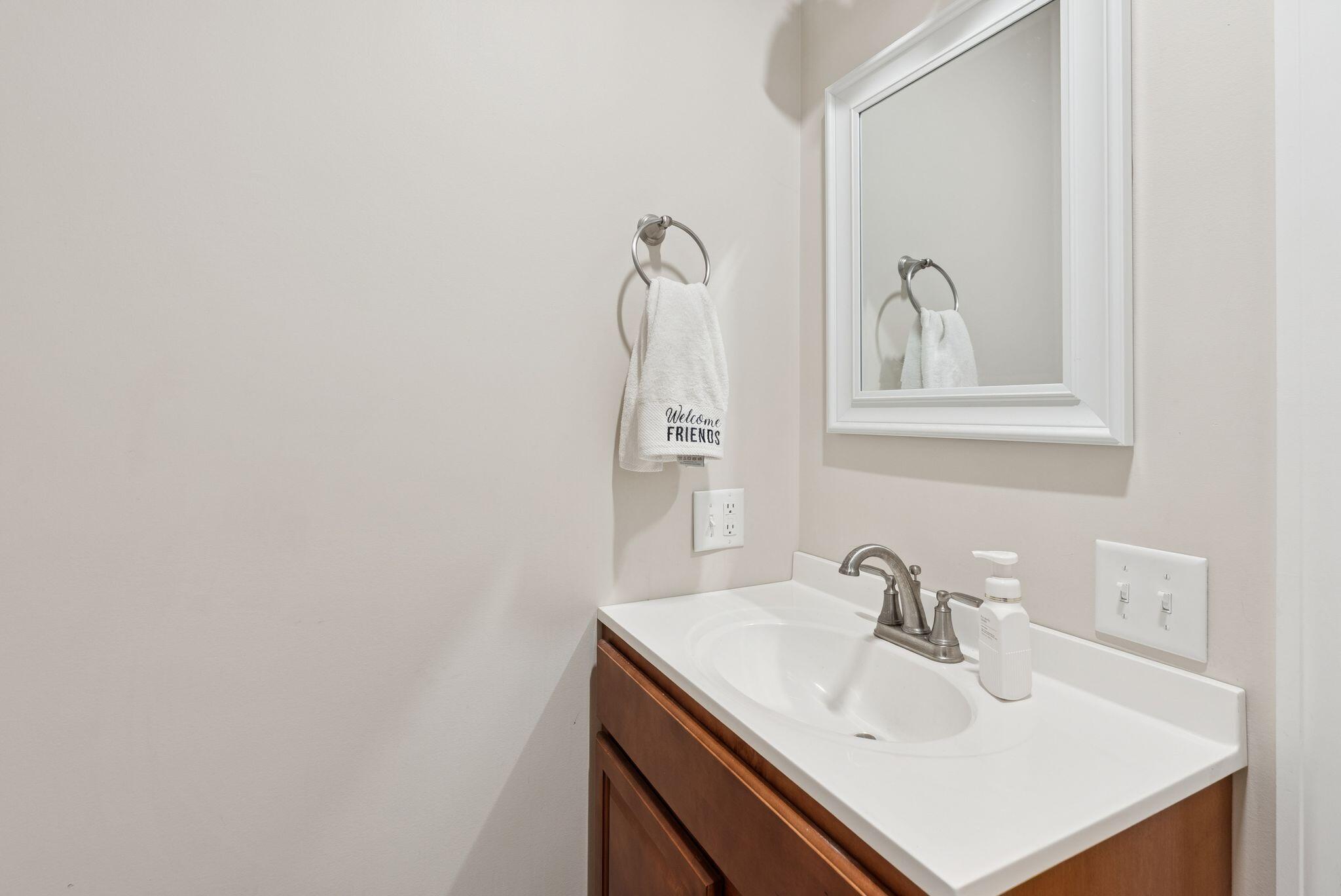 723 Hanson Ridge Road Sanford, ME 04083 - Photo 36 of 44 Full Bathroom 2