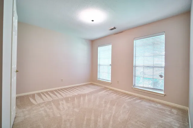 $2,350 | 5022 Moss Run Drive, Missouri City, TX 77459