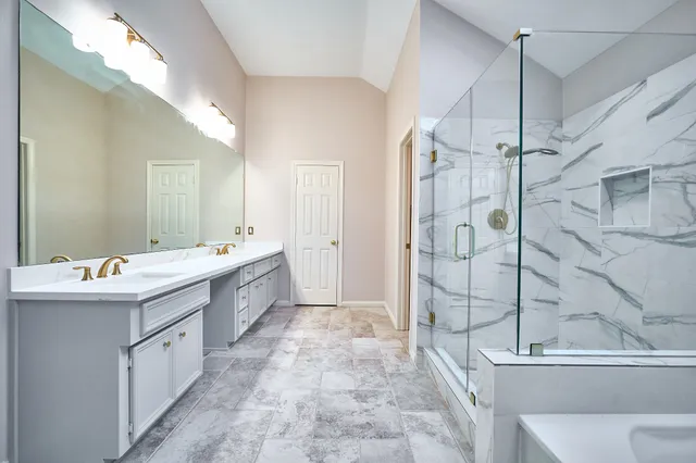 $2,350 | 5022 Moss Run Drive, Missouri City, TX 77459