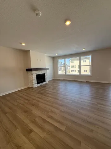 $669,900 | 11764 35th Street North, Lake Elmo, MN 55042