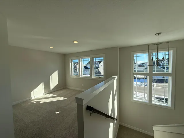 $669,900 | 11764 35th Street North, Lake Elmo, MN 55042