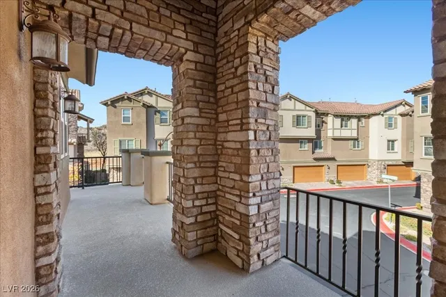 $2,500 | 2 Corte Belleza, Henderson, NV 89011