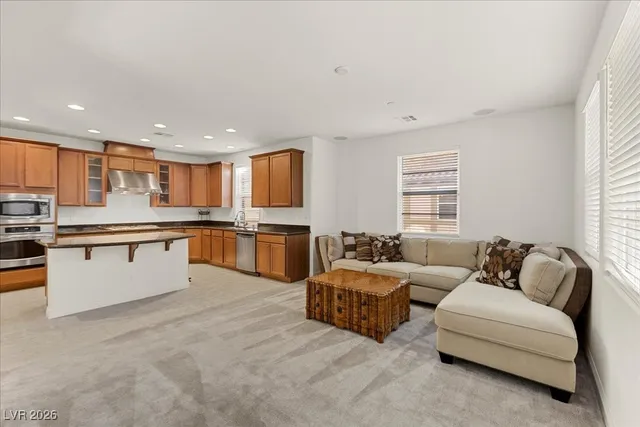 $2,500 | 2 Corte Belleza, Henderson, NV 89011