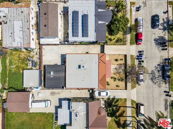 $949,000 | 1607 West 85th Street, Los Angeles, CA 90047