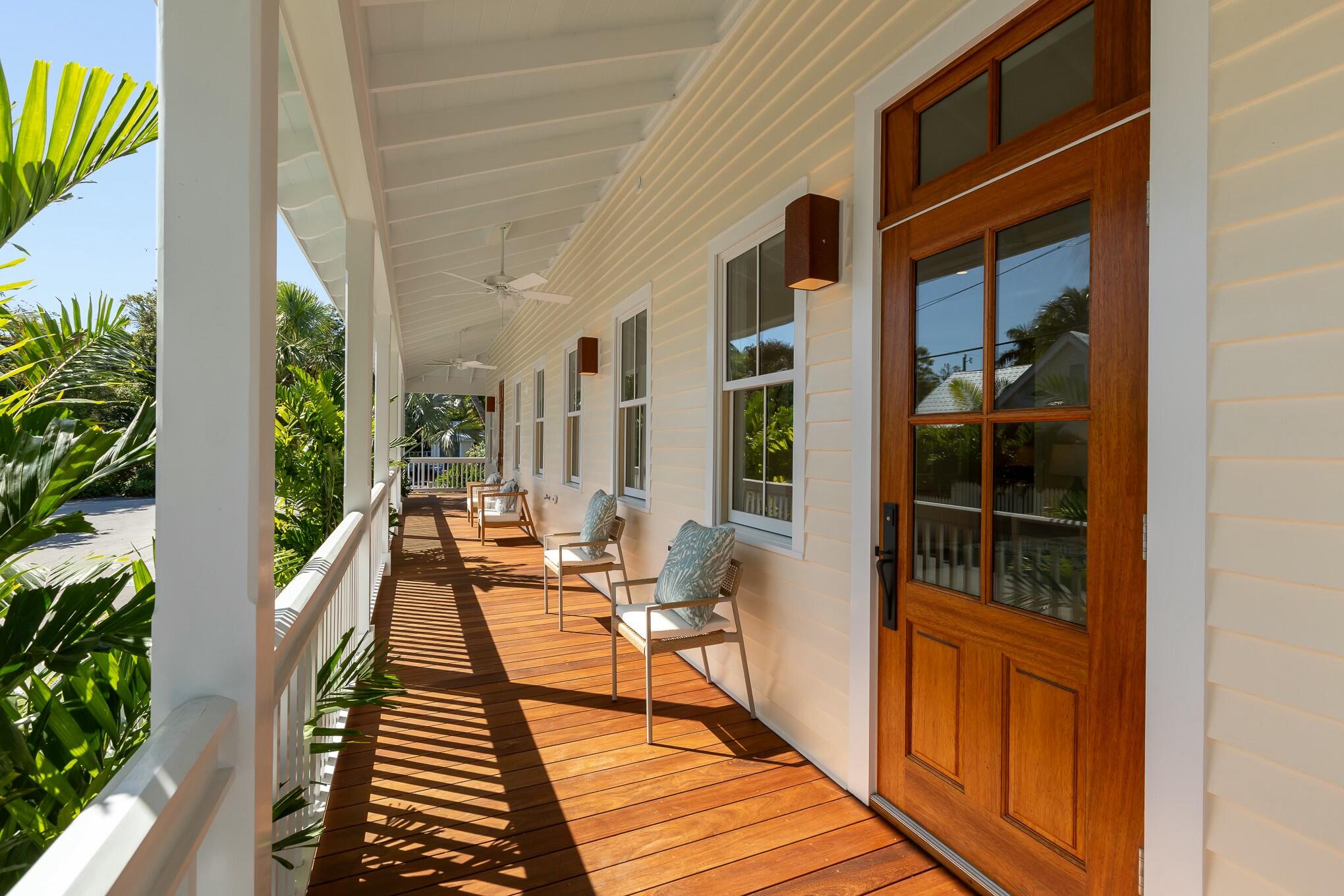 1311 Grinnell Street Key West, FL 33040 - Photo 2 of 63 tempImagetDAcpf