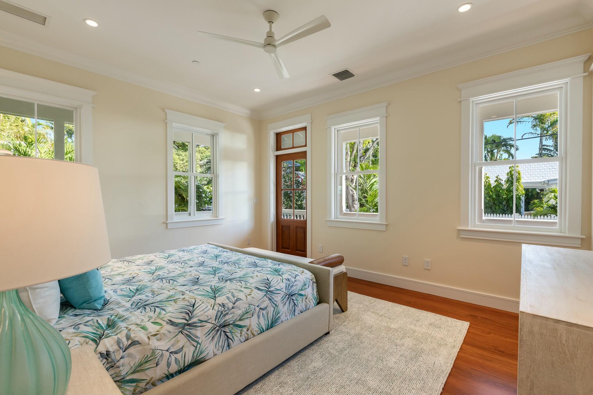 1311 Grinnell Street Key West, FL 33040 - Photo 30 of 63 tempImageXhUWg3