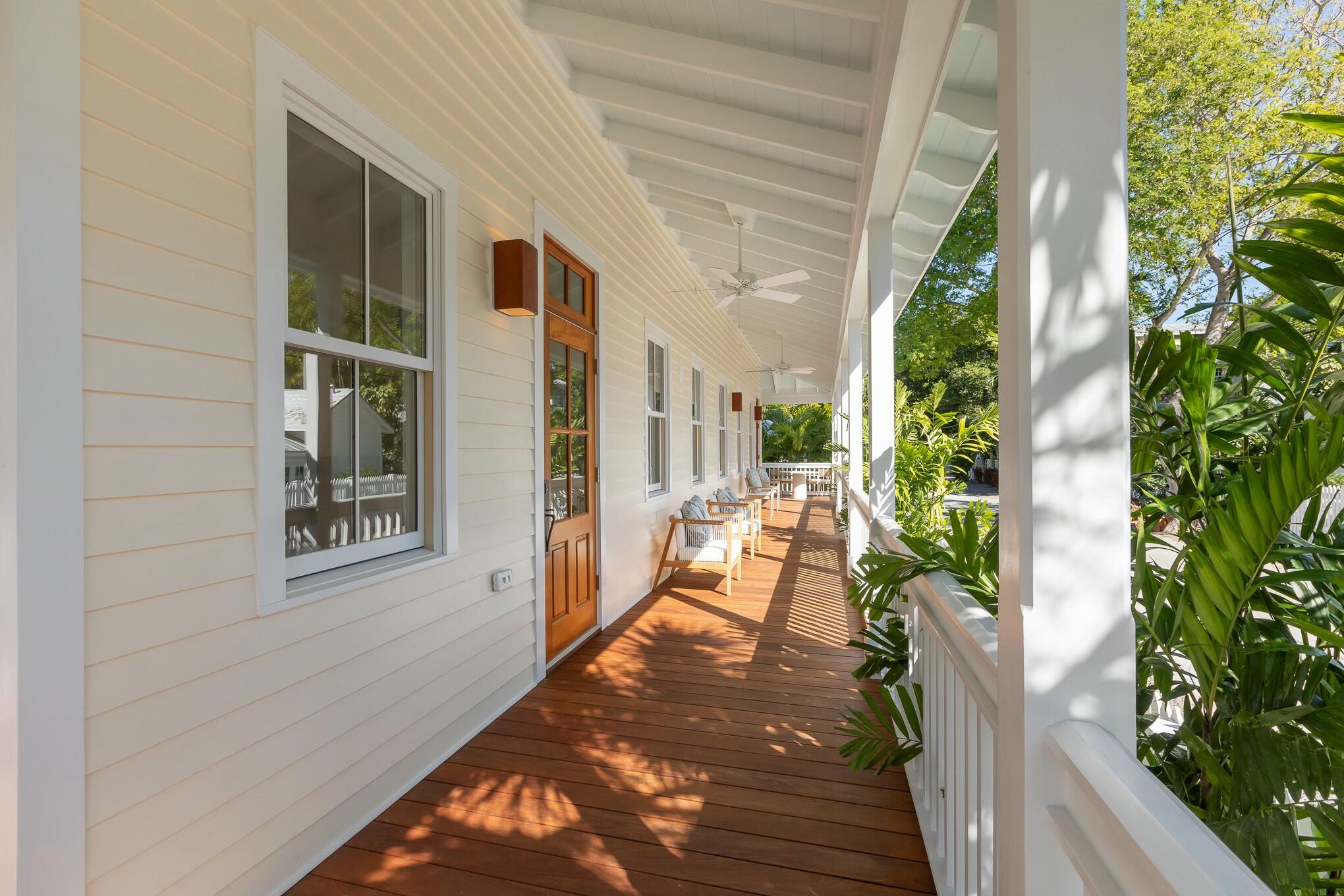 1311 Grinnell Street Key West, FL 33040 - Photo 3 of 63 tempImageSxTREN