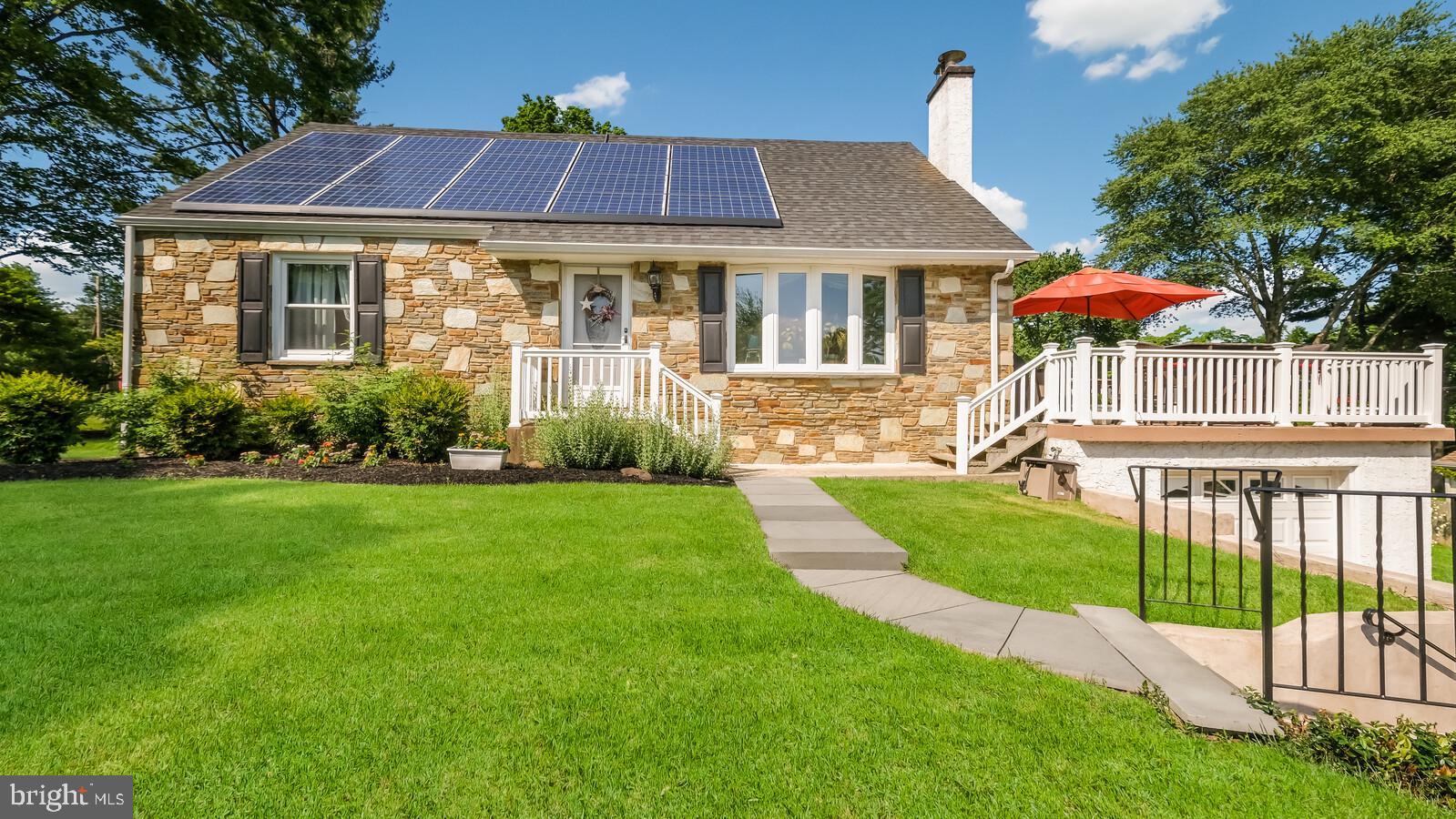 769 Bluebell Road Warminster, PA 18974 - Photo 1 of 46 Gallery Image 1