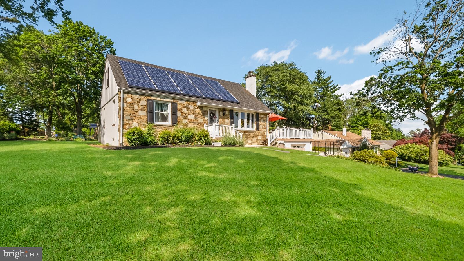 769 Bluebell Road Warminster, PA 18974 - Photo 3 of 46 Gallery Image 3