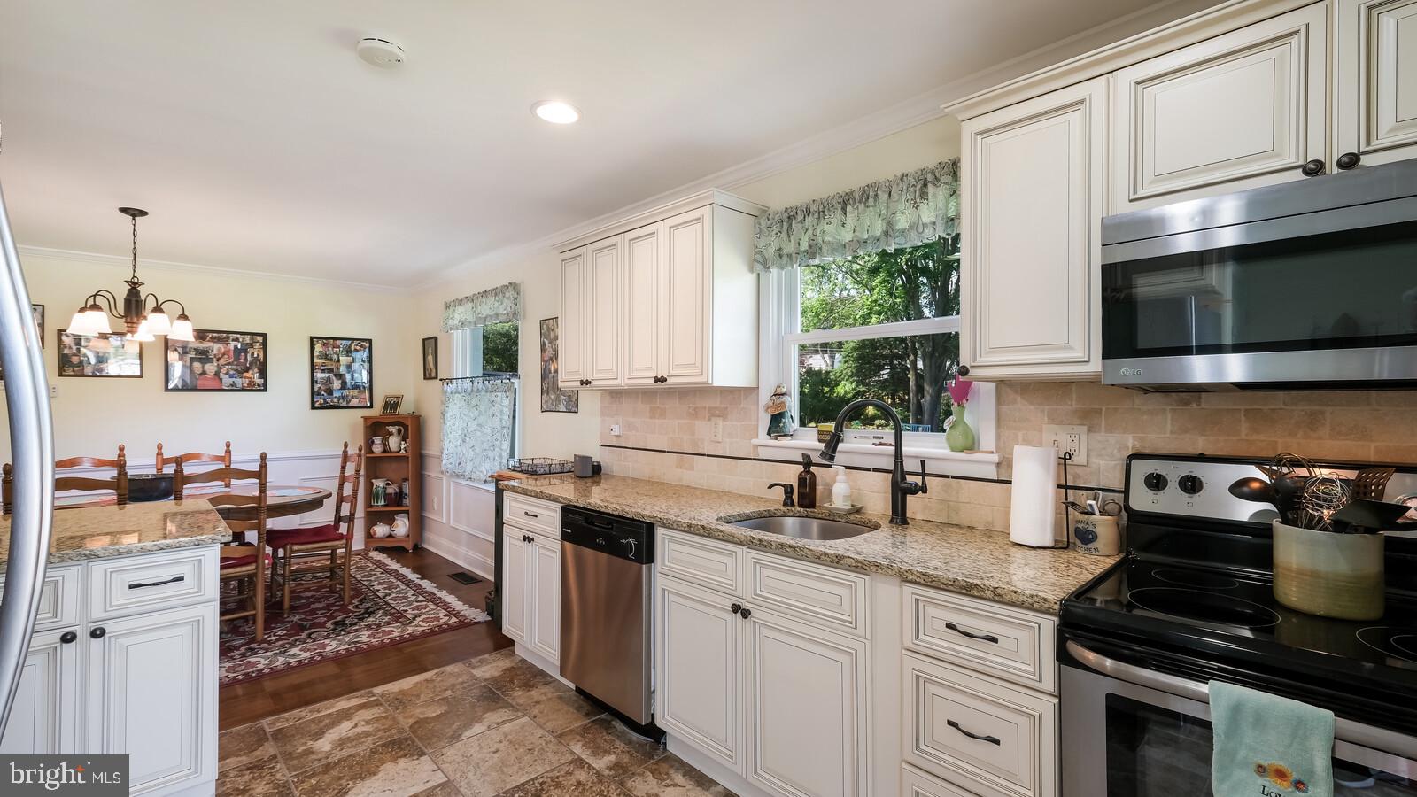 769 Bluebell Road Warminster, PA 18974 - Photo 21 of 46 Gallery Image 21