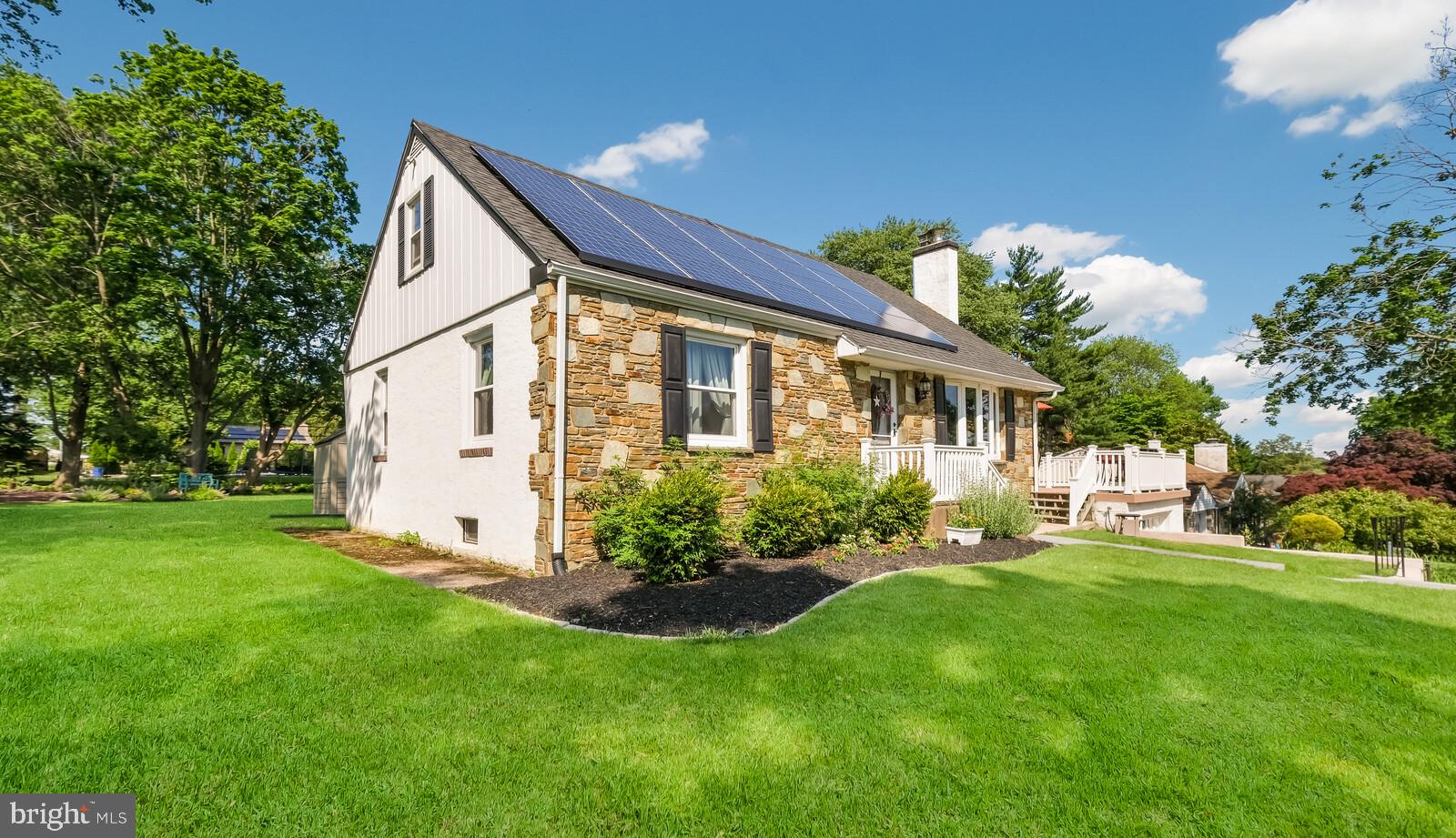 769 Bluebell Road Warminster, PA 18974 - Photo 4 of 46 Gallery Image 4