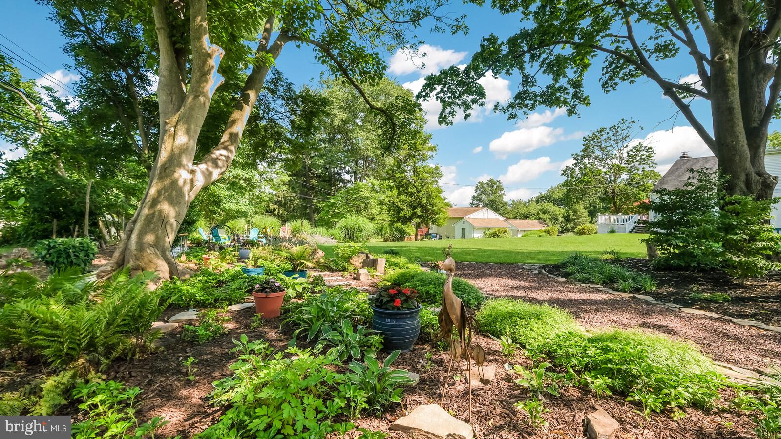 769 Bluebell Road Warminster, PA 18974 - Photo 37 of 46 Gallery Image 37
