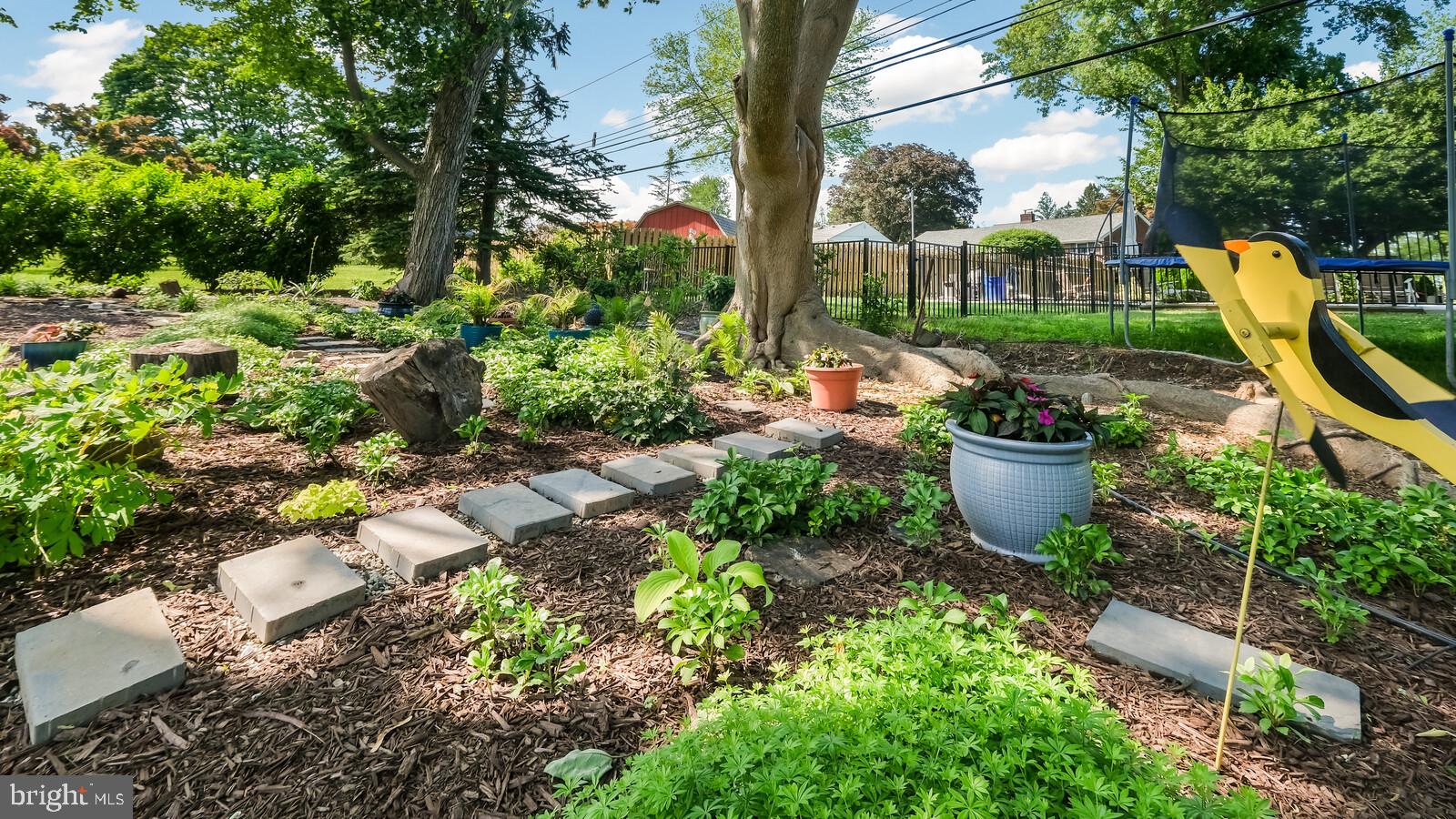 769 Bluebell Road Warminster, PA 18974 - Photo 42 of 46 Gallery Image 42
