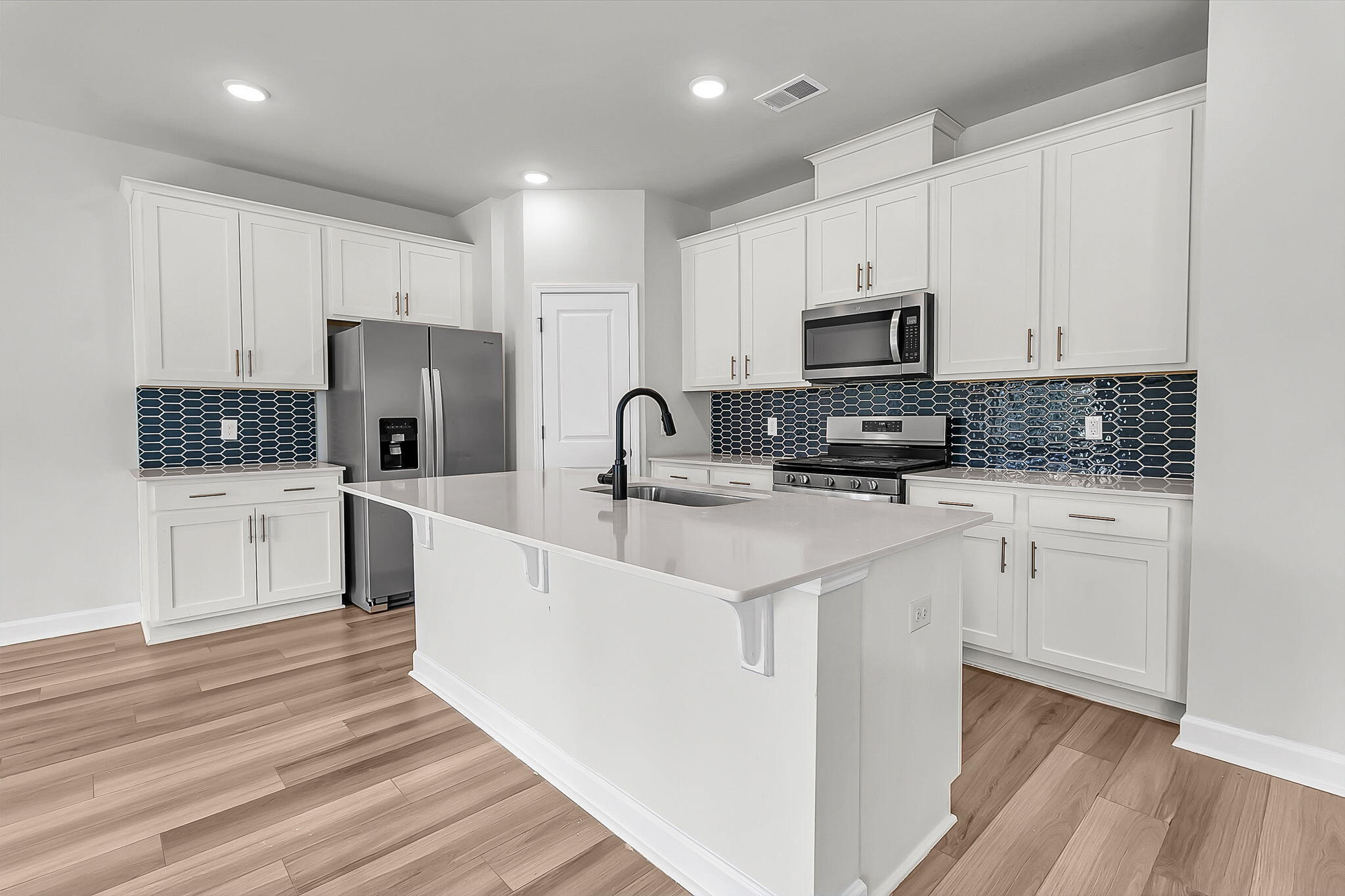 247 Lucca Drive Summerville, SC 29486 - Photo 12 of 51 CREM - 247 Lucca Dr-38