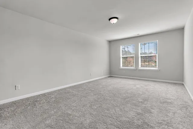 $2,600 | 247 Lucca Drive, Summerville, SC 29486