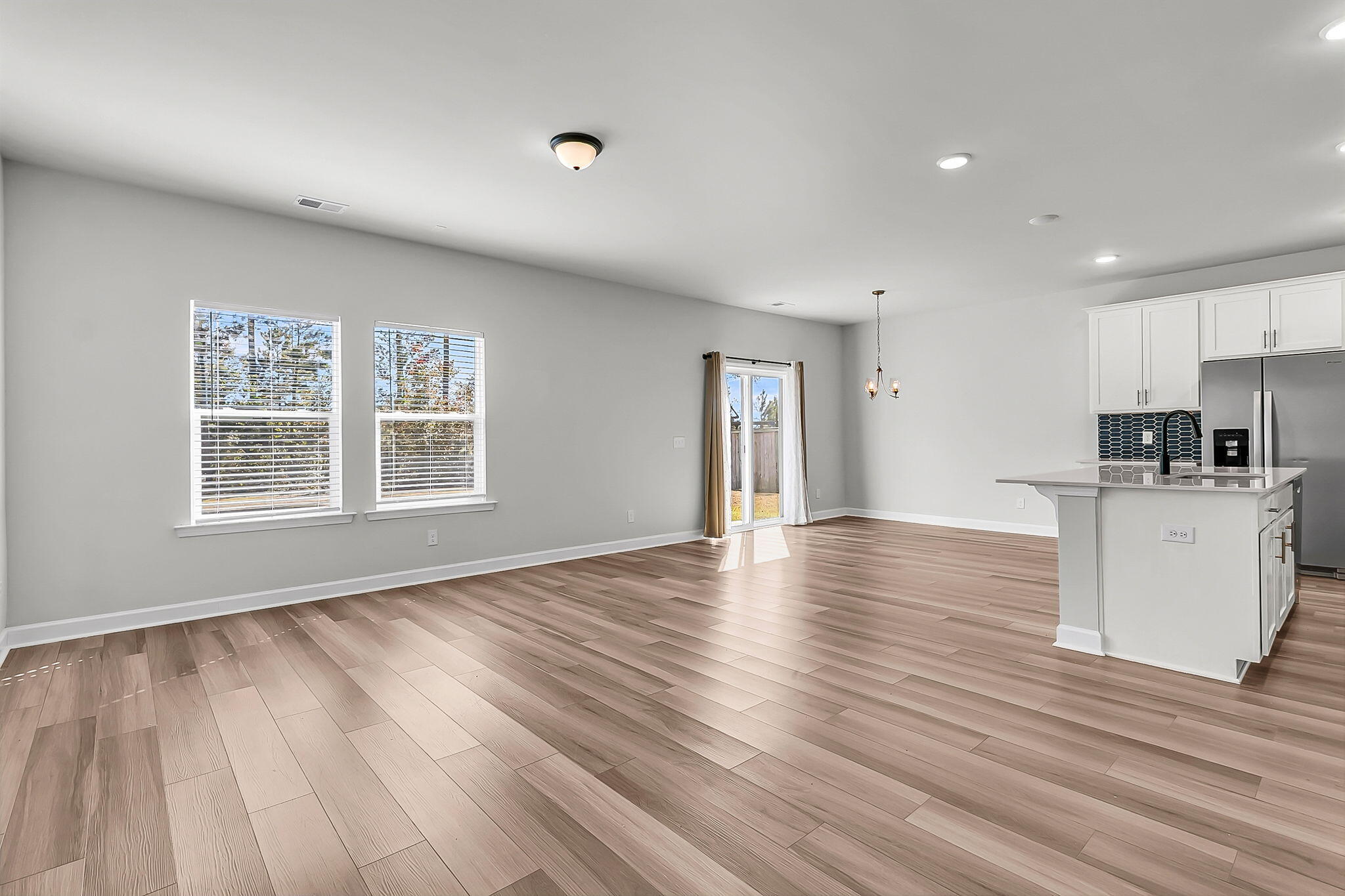 247 Lucca Drive Summerville, SC 29486 - Photo 6 of 51 CREM - 247 Lucca Dr-32