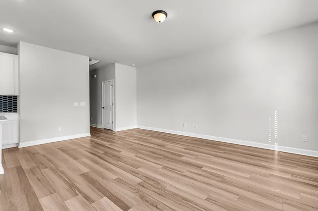 $2,600 | 247 Lucca Drive, Summerville, SC 29486