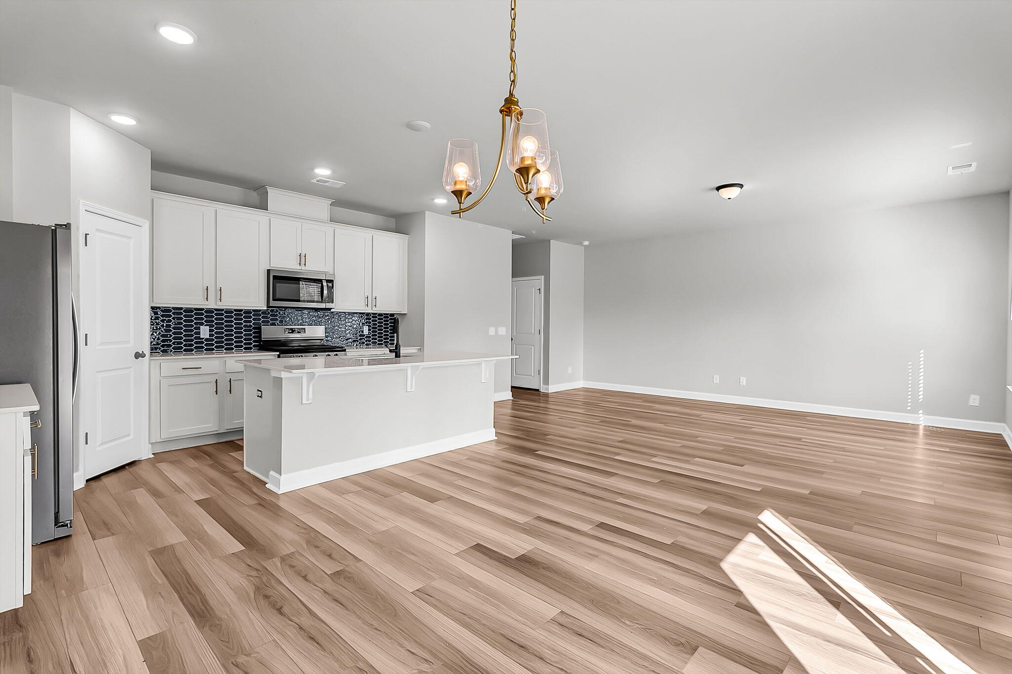 247 Lucca Drive Summerville, SC 29486 - Photo 10 of 51 CREM - 247 Lucca Dr-36