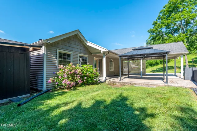 $409,000 | 363 Sandalwood Drive, Bristol, VA 24201