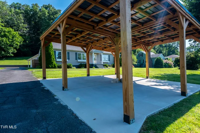 $409,000 | 363 Sandalwood Drive, Bristol, VA 24201