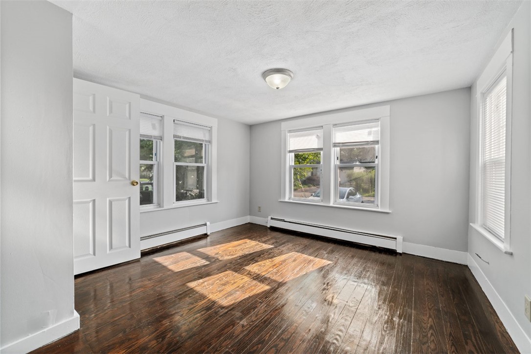 2856 West Shore Road Warwick, RI 02886 - Photo 11 of 24