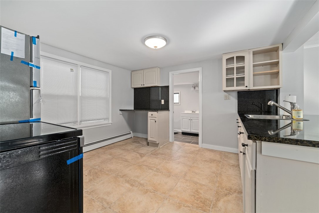2856 West Shore Road Warwick, RI 02886 - Photo 5 of 24