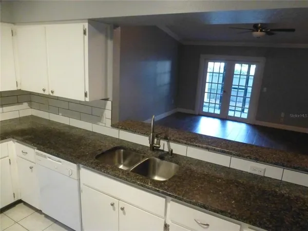 $1,500 | 1890 Wolford Road, Unit 5, Clearwater, FL 33760