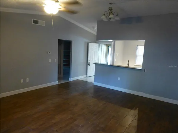 $1,500 | 1890 Wolford Road, Unit 5, Clearwater, FL 33760