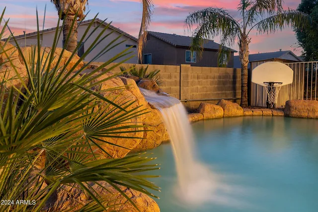 $10,000 | 1125 East Irma Lane, Phoenix, AZ 85024