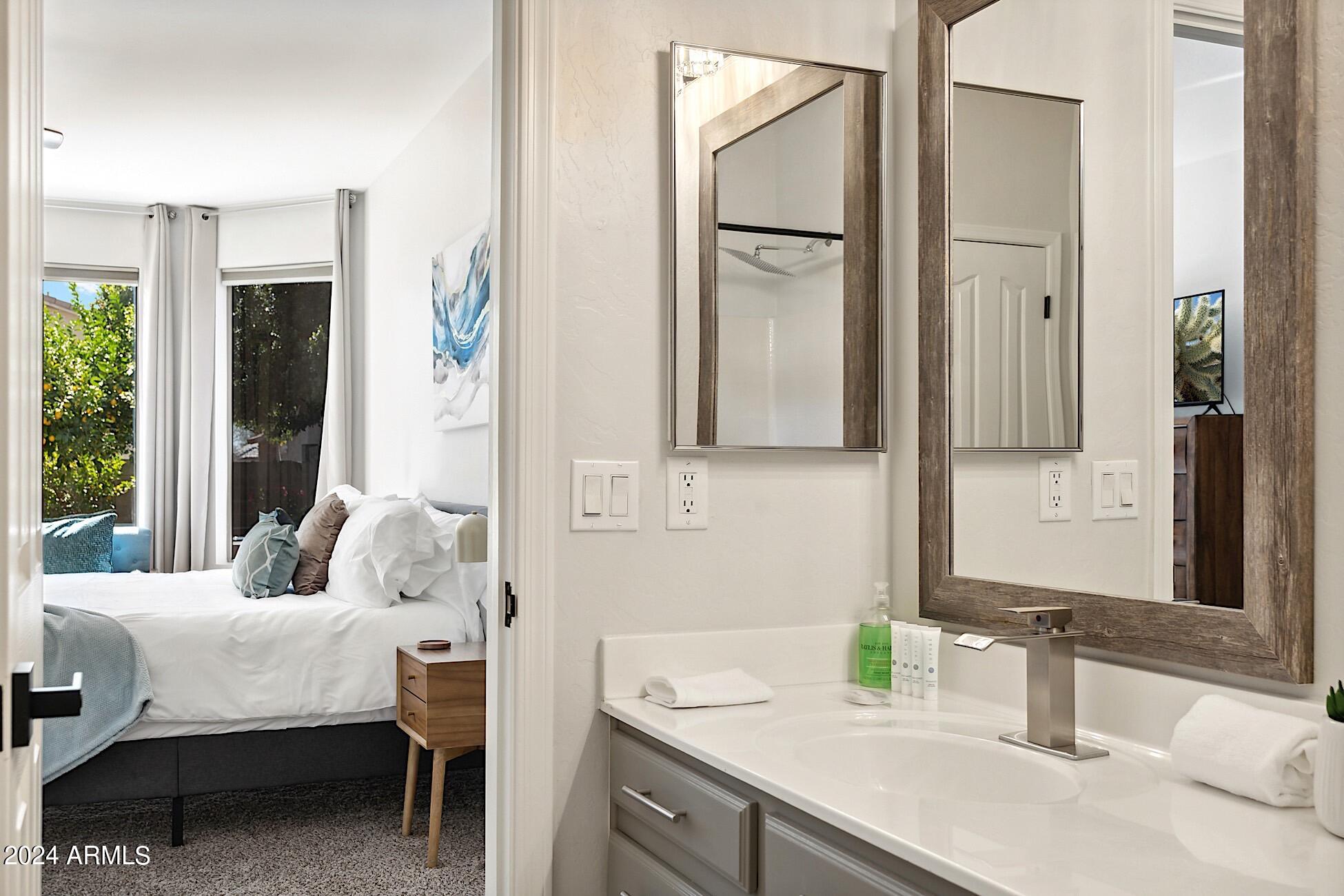 1125 East Irma Lane Phoenix, AZ 85024 - Photo 35 of 54 22-DSC09371