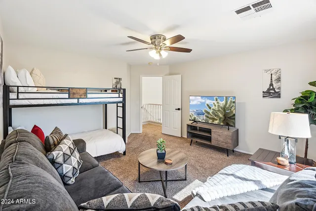 $10,000 | 1125 East Irma Lane, Phoenix, AZ 85024